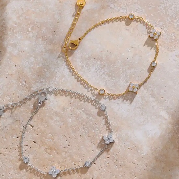 ✨ New delicate Delilah Bracelet in 18k Gold plated - Picture 2 of 2